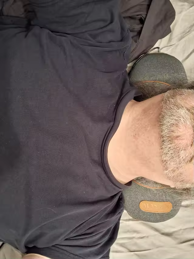 files/neck-review-1-ugc.png